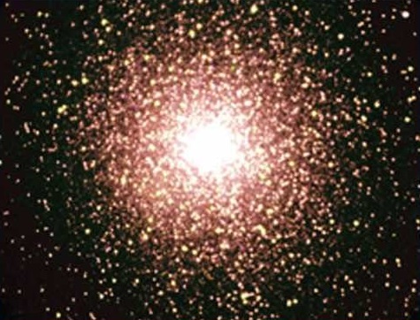 กระจุกดาว47 Tucanae (NGC 104) หรือ 47 Tuc
